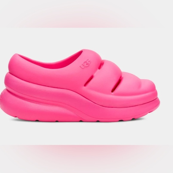 UGG Shoes - UGG Sport Yeah Molded Clog New size 7.5